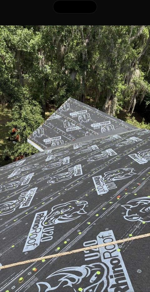 Roof dry-in with synthetic underlayment